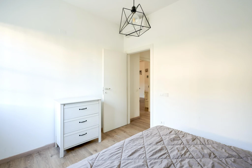 WhatsApp Image 2025-11-18 at 12.25.50 (2)