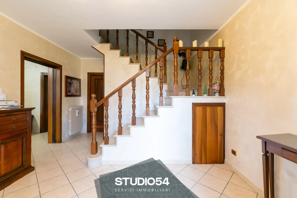 via-cesare-battisti-23-la-salute-livenza-001