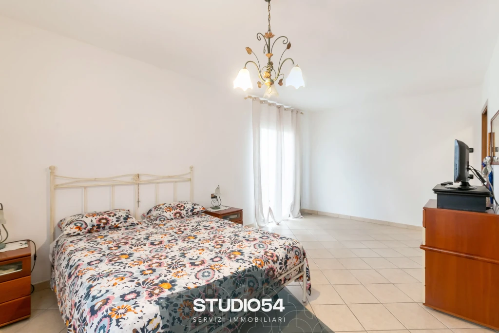 via-cesare-battisti-23-la-salute-livenza-026