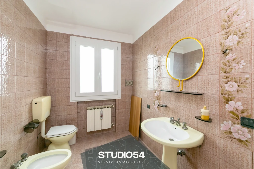 via-cesare-battisti-23-la-salute-livenza-027