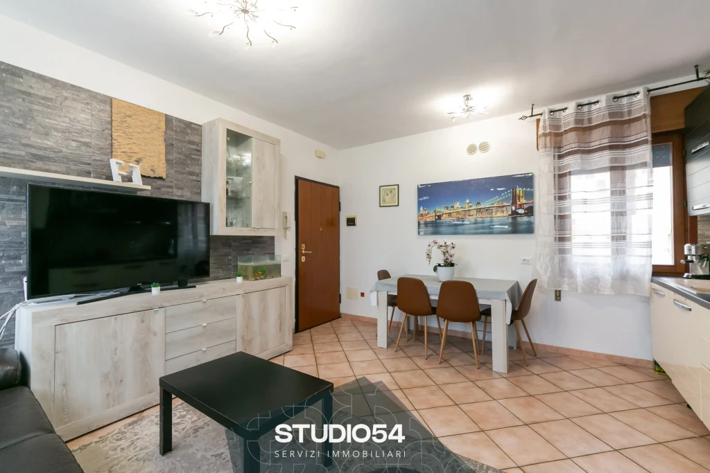 via-fausta-201-ca-ballarin-008