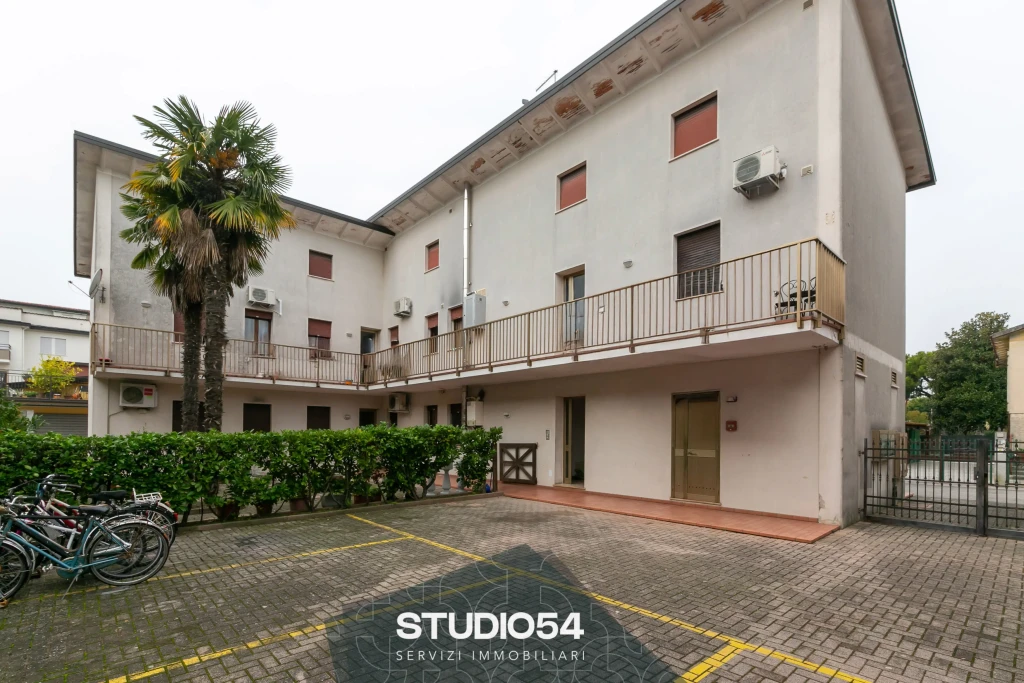 via-fausta-201-ca-ballarin-021