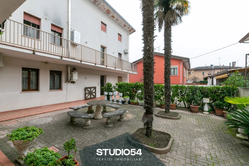 via-fausta-201-ca-ballarin-023