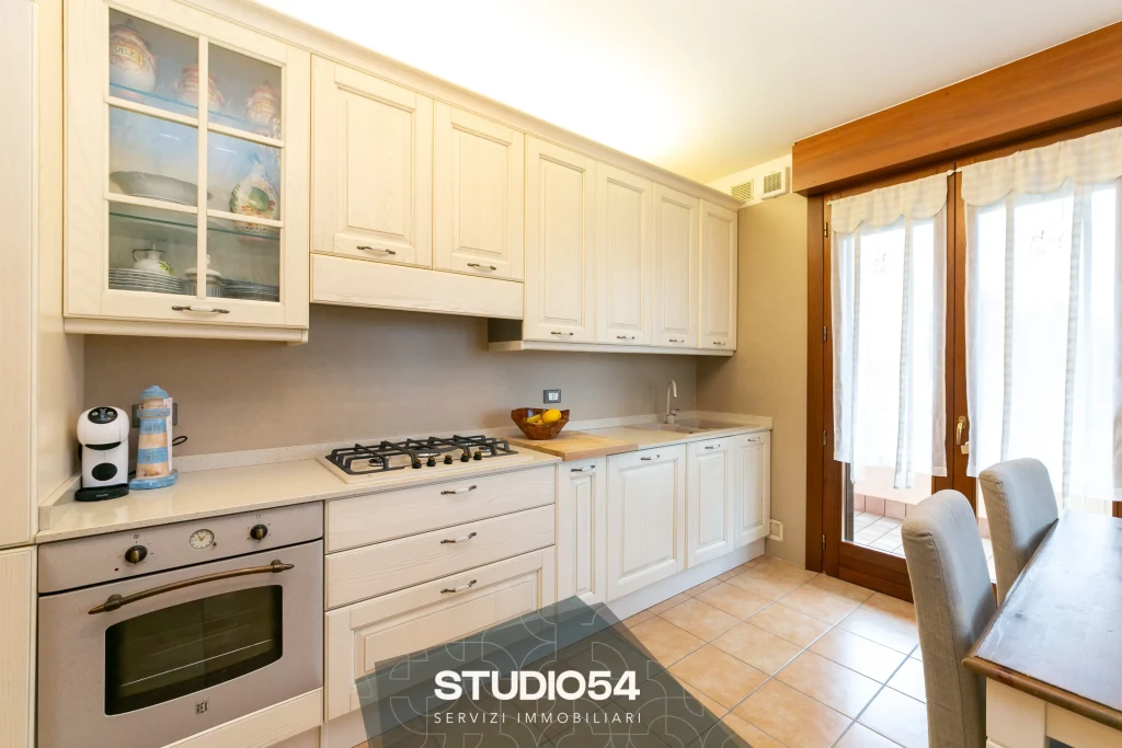 via-rizzo-9-cavallino-004