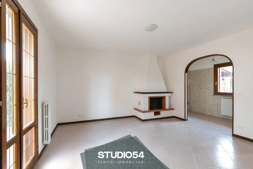 via-sepulcri-eraclea-001