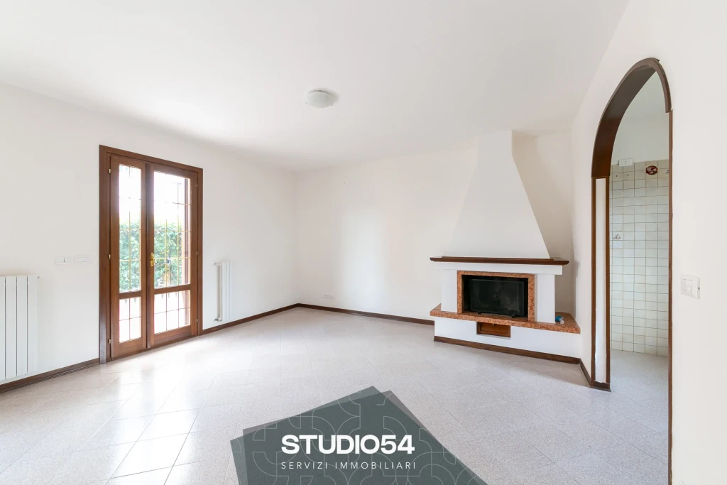 via-sepulcri-eraclea-003