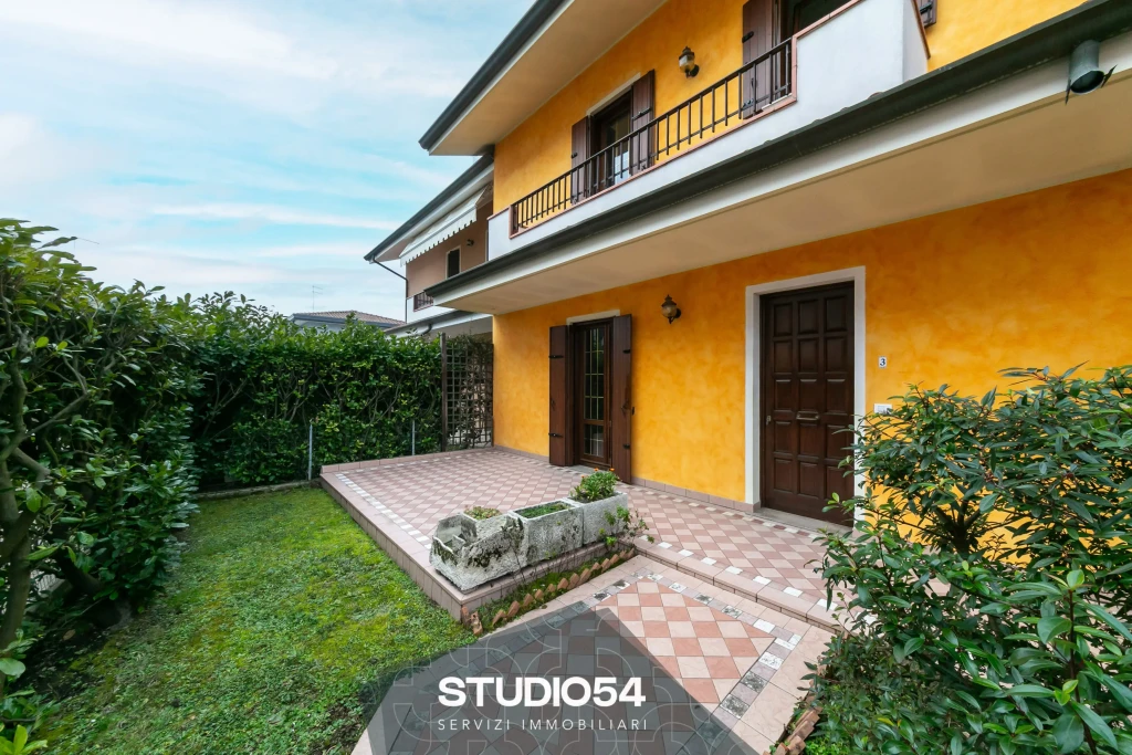 via-sepulcri-eraclea-042