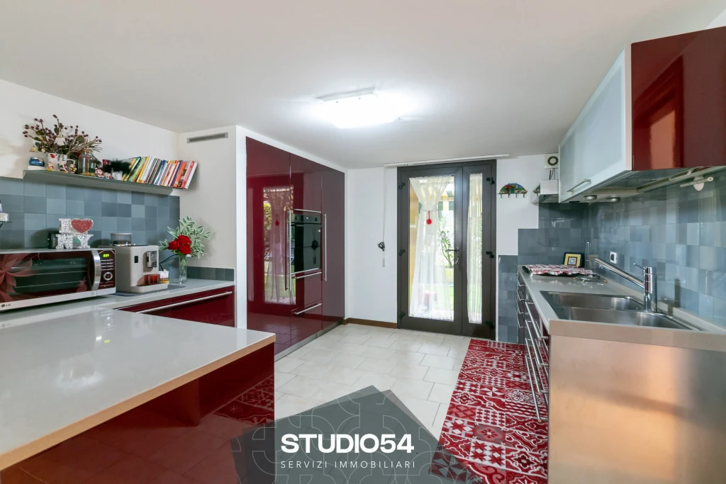 via-carozzani-30-sandona-001