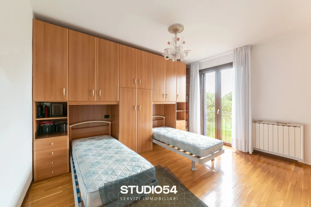 via-alberti-cavallino-007