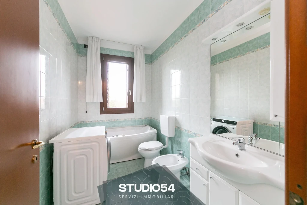 via-alberti-cavallino-010