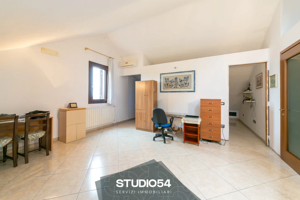 via-alberti-cavallino-016