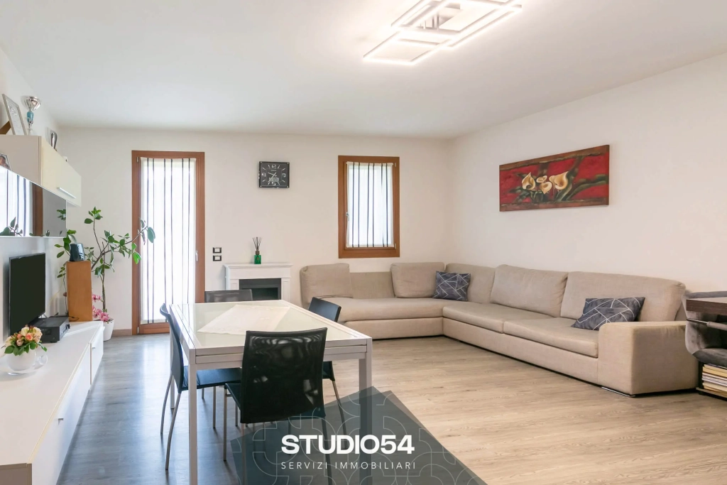 via-roma-156-noventa-008
