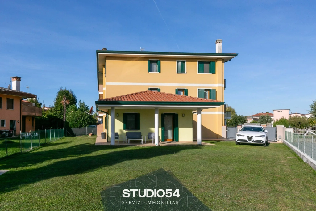 via-roma-156-noventa-030